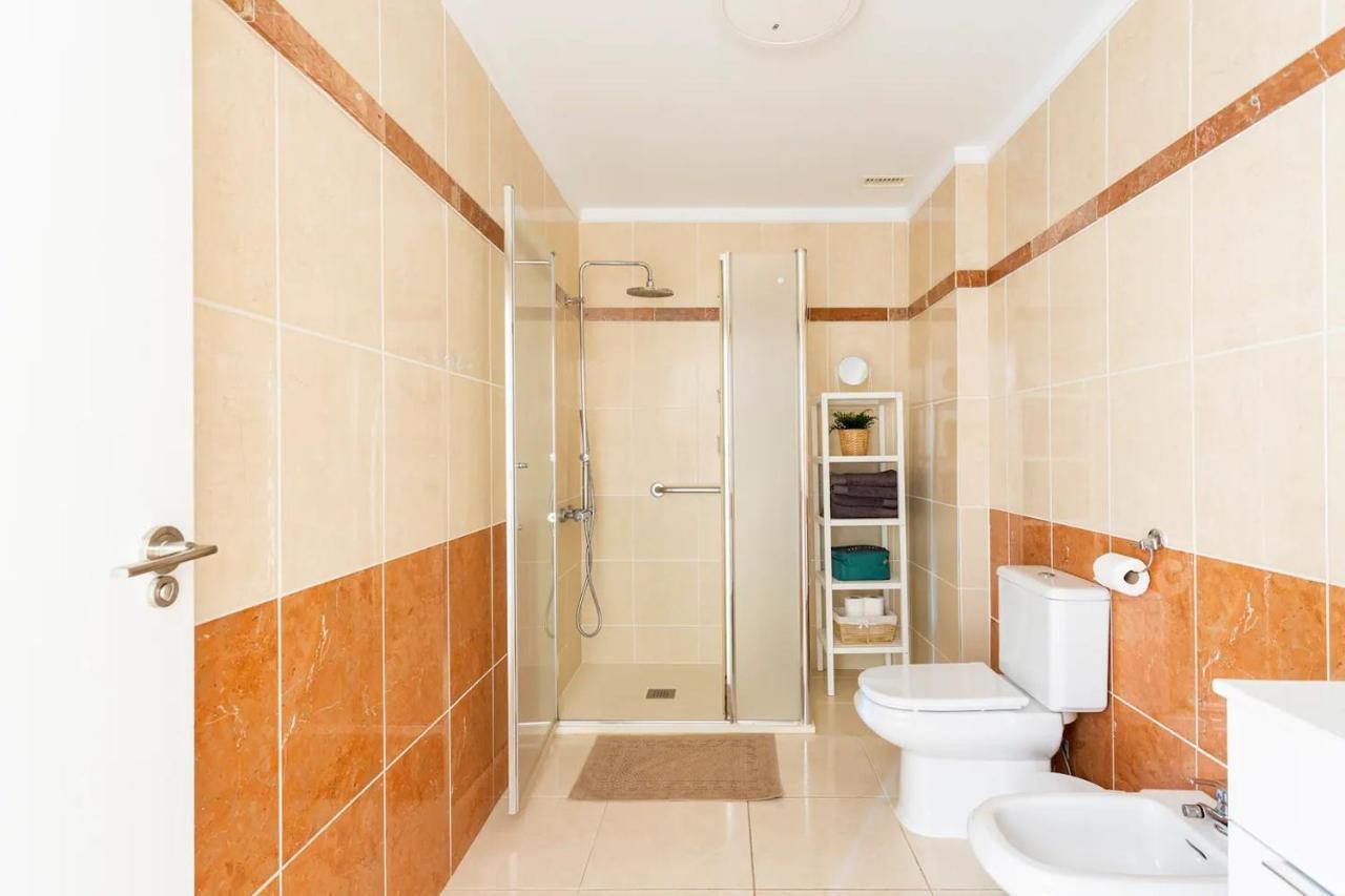 Amplio Y Comodo Apartamento En Callao Salvaje. Zewnętrze zdjęcie