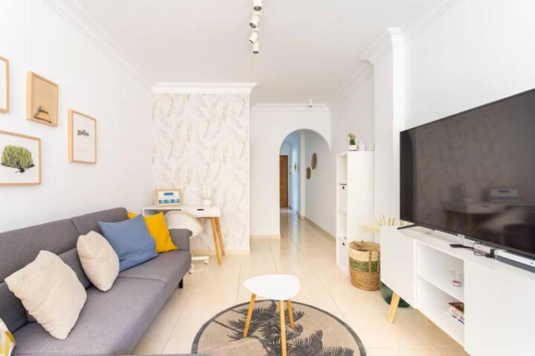 Amplio Y Comodo Apartamento En Callao Salvaje. Zewnętrze zdjęcie